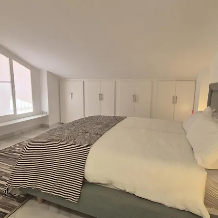Atico Duplex En Milla De Oro Apartment *